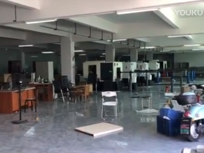 厂房装修施工视频